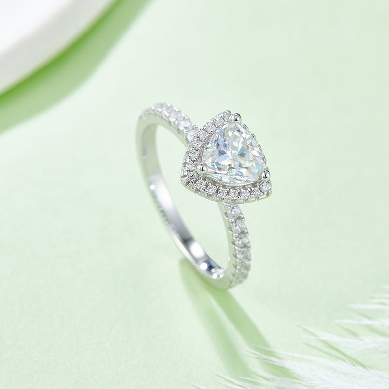 Triangular Moissanite Set With Top-quality Moissanite Luxury And Fashionable Light Luxury Jewelry Silver Ring S925 Silver Electroplated With Platinum